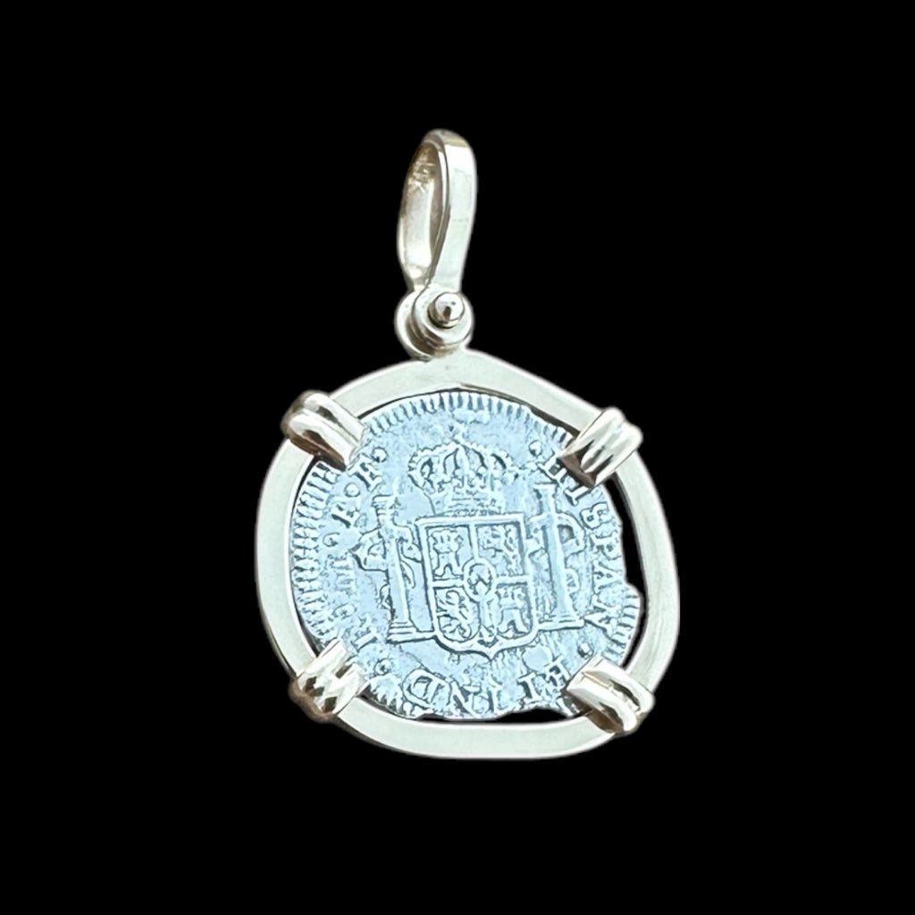 El Cazador Shipwreck Coin Pendant in 14K Gold, Half Reale #EC-27100