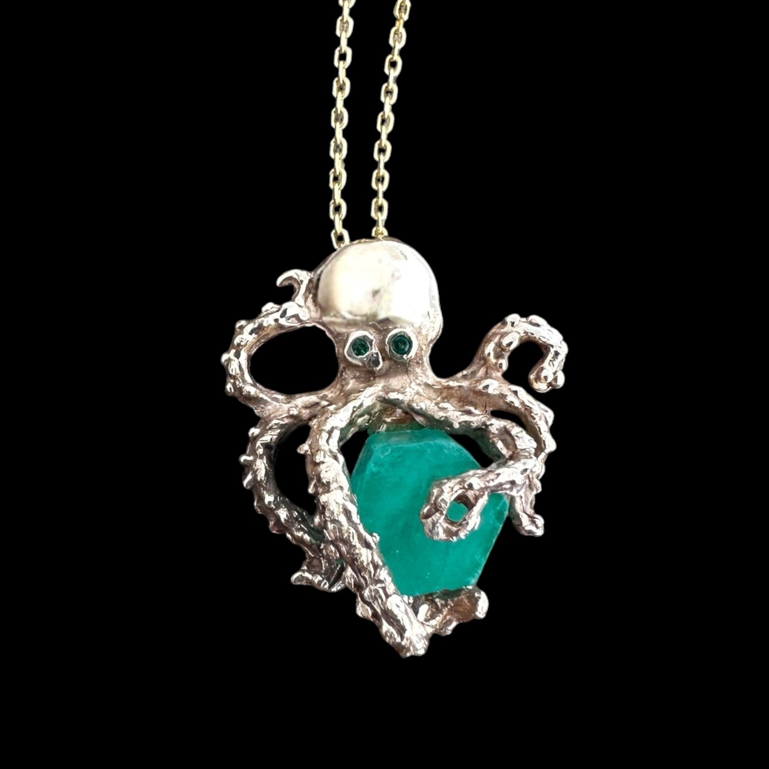 Un-Cut MEDIUM Columbian Emerald Set in 14K Gold Octopus Pendant – MFST