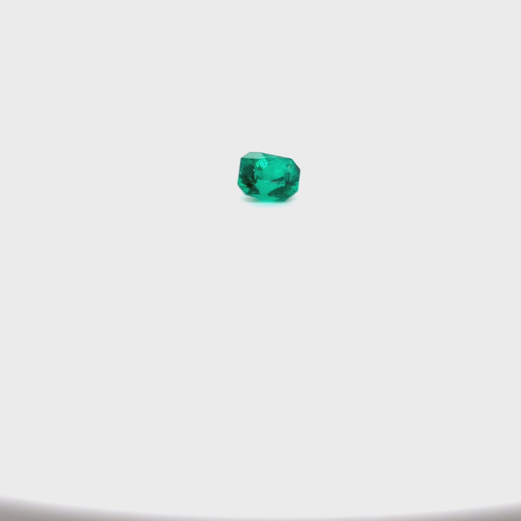 Extremely Rare Authentic Atocha Cut Emerald, Class 1AA, 1.64 carats